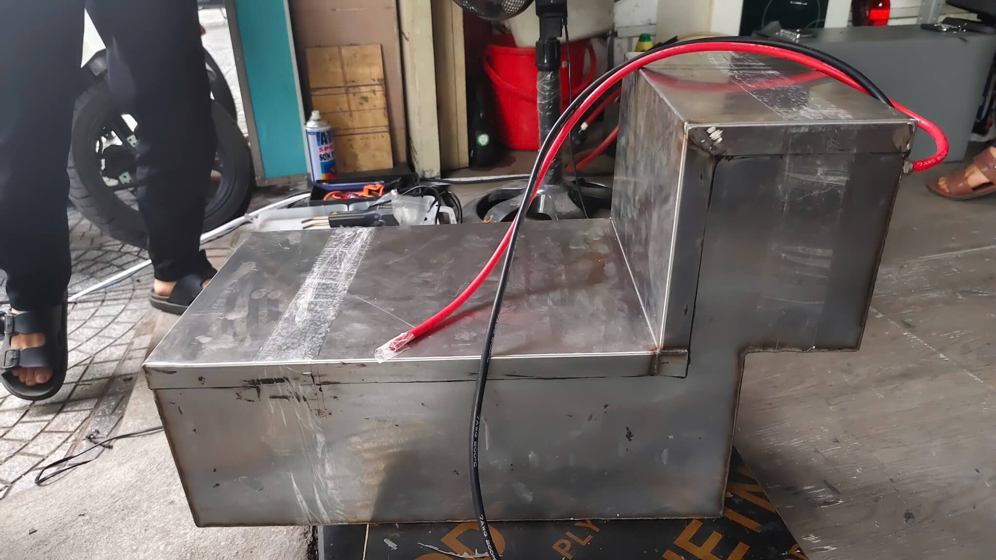 Pin 72V100Ah cho xe máy điện Yadea V002 - Ảnh 8